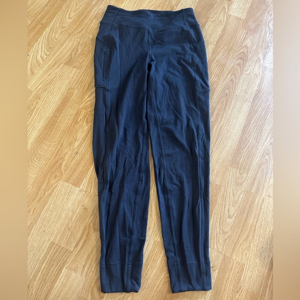 Lululemon leggings size 4